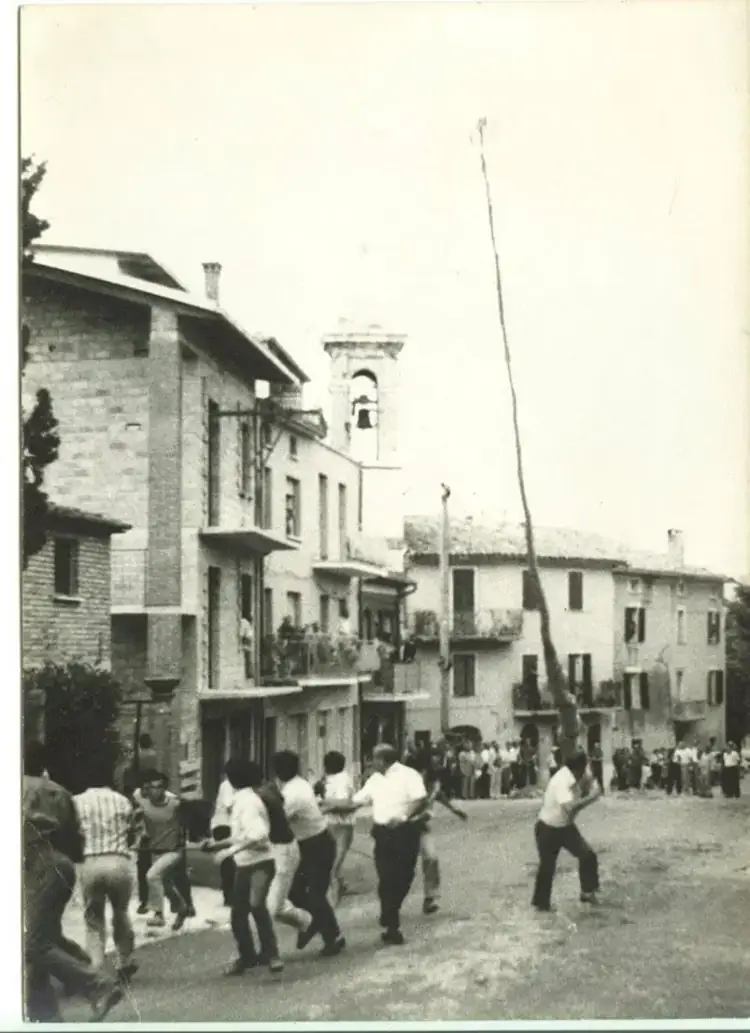 I010